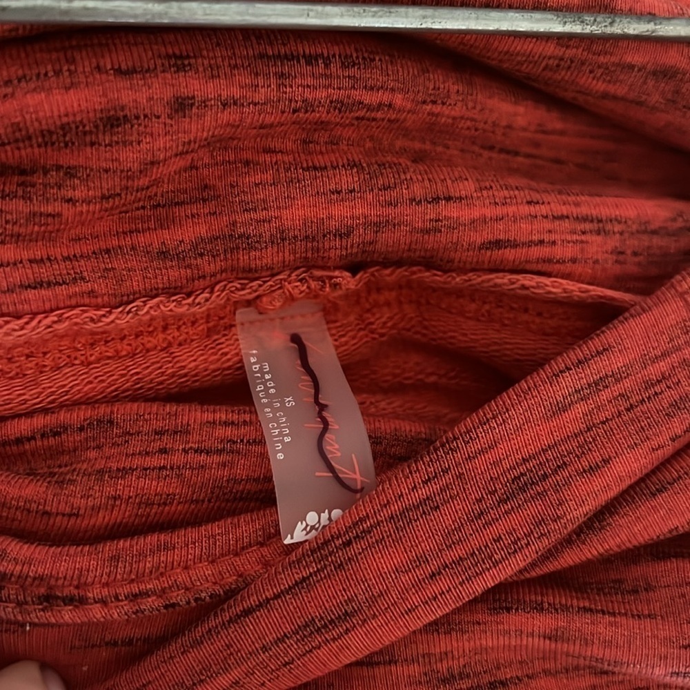 Free People Movement Hybrid High Rise Leggings XS Heathered Burgundy NWOT JB - Picture 10 of 10